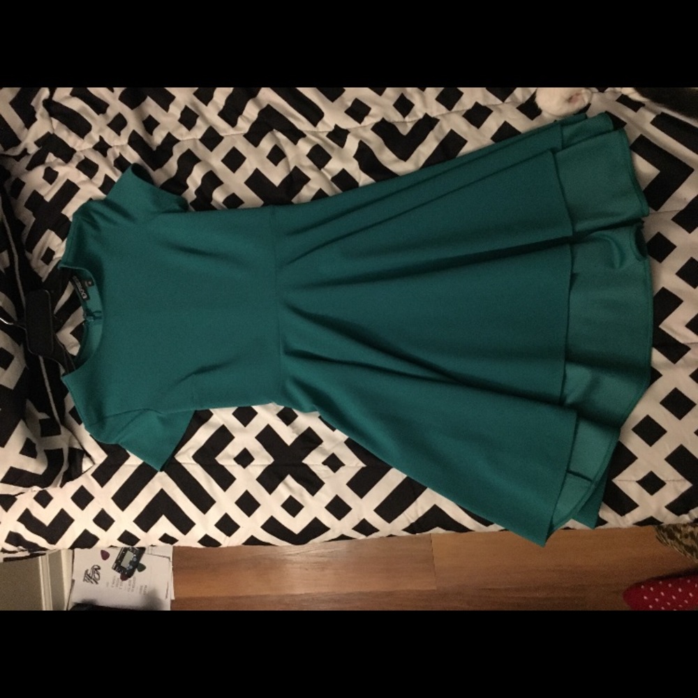 Express green dress perfect for St Patricks Day!